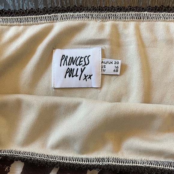 Princess Polly Skirt ✨ - Picture 3 of 3